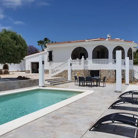 Casa Carlos